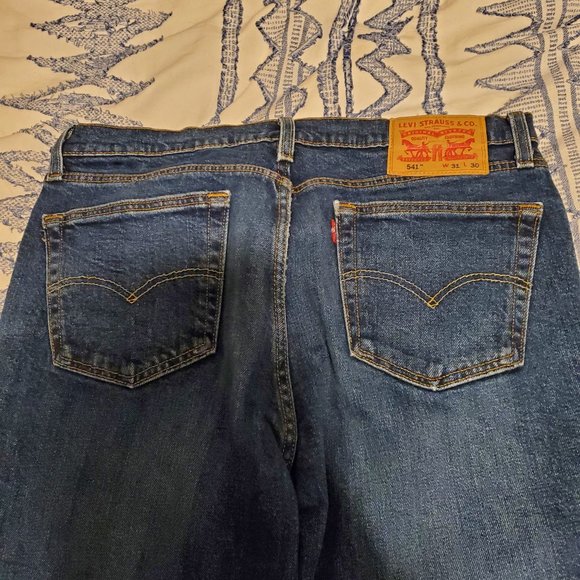 Levi's Men's 541™ Athletic Taper Jeans - 31W 30L - Picture 3 of 7